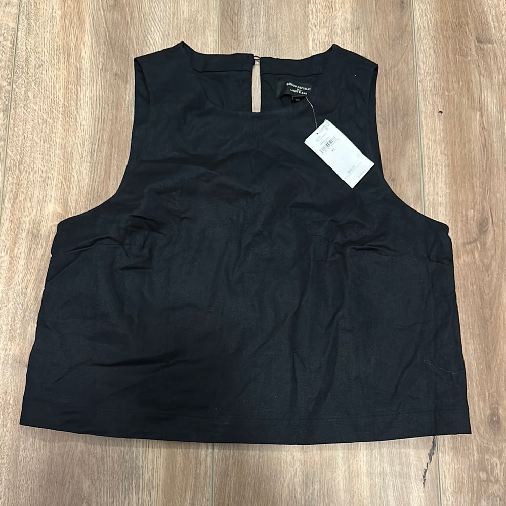 Banana Republic Linen Blend Cropped Tank
